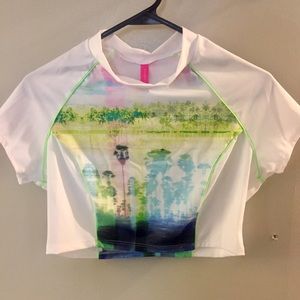 Victoria’s Secret Crop Rashguard